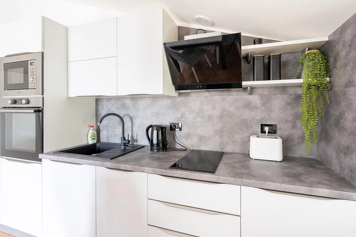 Apartment Exquisites Studio-Apartment Bei Rovinj Mit Privatem Balkon, Waschmaschine, Wifi