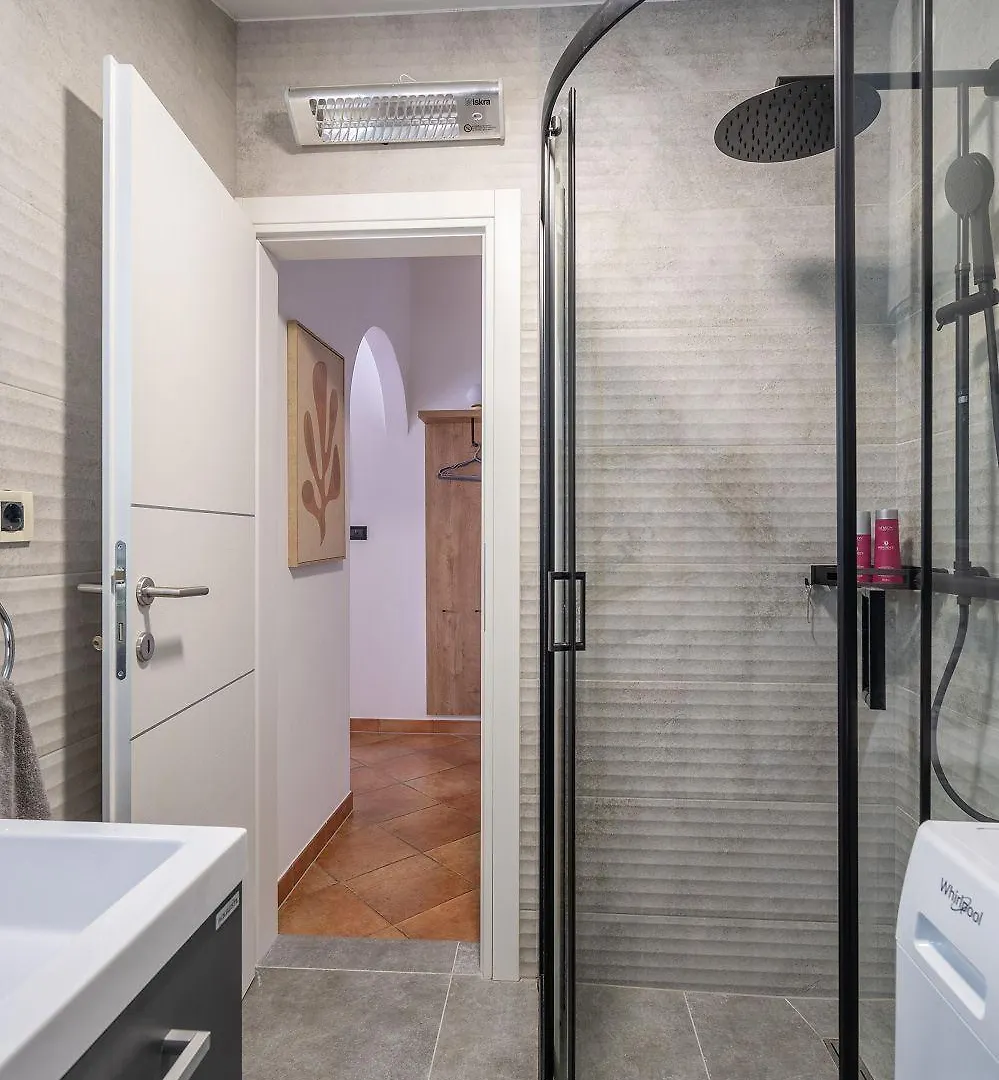 Exquisites Studio-Apartment Bei Rovinj Mit Privatem Balkon, Waschmaschine, Wifi Apartment
