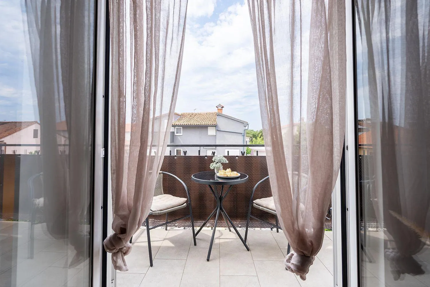 Exquisites Studio-Apartment Bei Rovinj Mit Privatem Balkon, Waschmaschine, Wifi